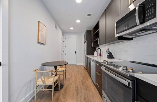 Tampa Apartment | Spacious Studio in Midtown/Free Pool and Parking