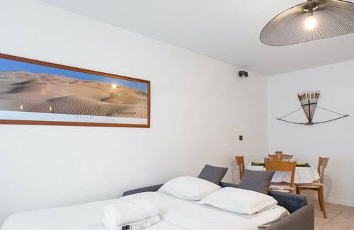 Vanves Apartment | Spacious studio in Vanves near Paris - Welkeys