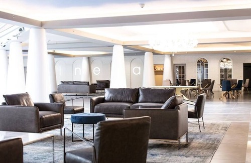 Laval Apartment | Spacious studio Laval, all included, wifi, parking