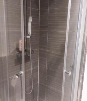 Maidstone Apartment | Spacious Studio Maidstone - Redecorated Oct 2023