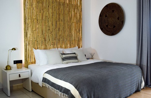 Galatas Hotel | Spacious superior pool view room
