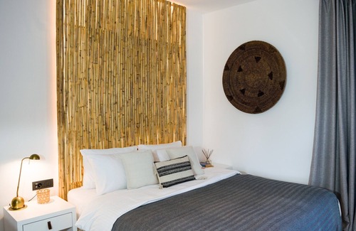 Galatas Hotel | Spacious superior pool view room