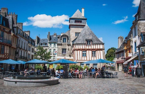 Quimper Apartment | Spacious T3 in hyper center!