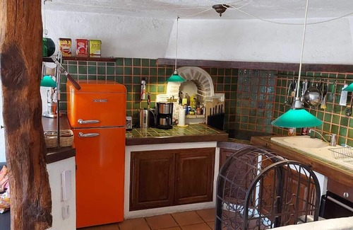Vence House | Spacious townhouse with roof terrace, situated in Vence centre