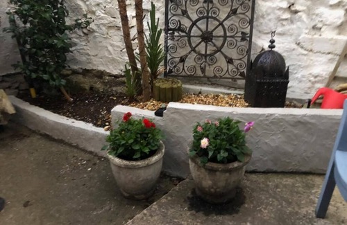 Glanwydden Cottage | SPACIOUS Two Bed WELSH Cottage in the Foothills of Snowdonia NORTH WALES