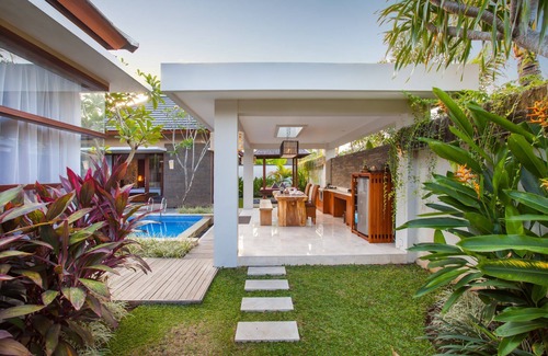 By Pass Ngurah Rai Villa | Spacious Two Bedroom Deluxe Villa in Jimbaran with a private pool