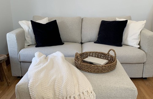 Bryant Apartment | Spacious uptown/downtown MSP apartment