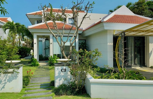 Ngu Hanh Son Villa | Spacious Villa With Private Pool C2