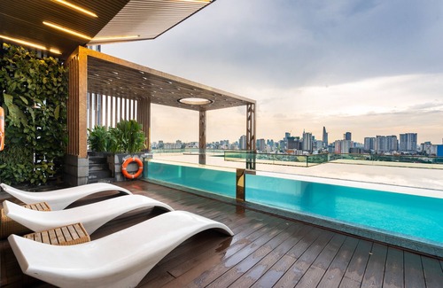 Phuong 1 Apartment | Spacious 3BR apt @D1Mension with Netflix/pool/gym/sauna - pet friendly