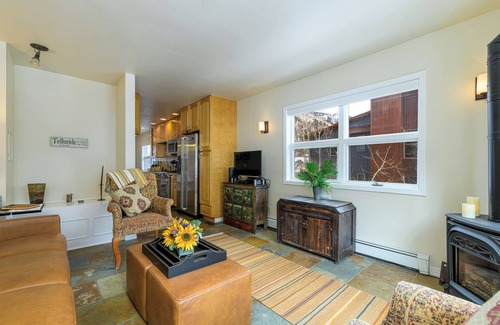Telluride Condo | Spacious Winter Condo by InvitedHome | Top Floor, In Town, Hot Tub