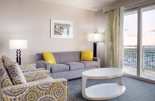 Smith's Memento Apartment | Spacious Wyndham Ocean Walk 2-bedroom Deluxe Beachfront Suite on Daytona Beach
