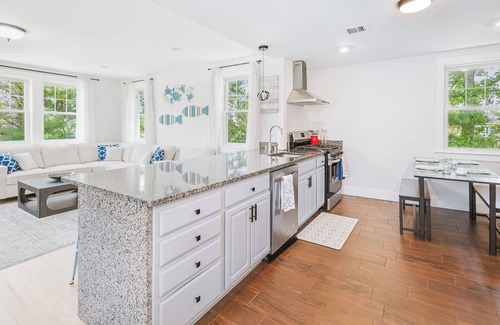 Braintree House | Spaciously Convenient Lake House 4 BR, 2 BA, Unit2
