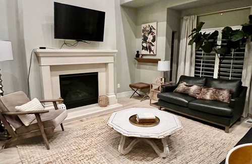 Lehi House | SpaciousTownhome with Private Back Yard