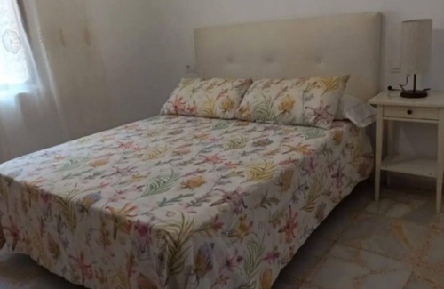 Las Tres Villas Apartment | Spanish Charm & Mountain View in Escúllar