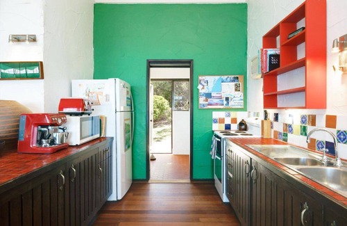 Killcare Heights House | Spanish Fiesta - Dog Friendly & Free Wifi