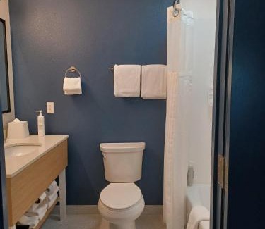 Redlands Hotel | Spark By Hilton Redlands