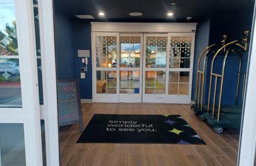 Redlands Hotel | Spark By Hilton Redlands