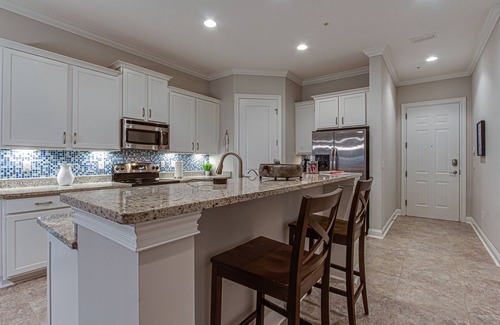American Beach Condo | Sparkling Amelia Island Grnd Lvl 2Br 2Ba, Close to Ritz, Short Walk to Beach