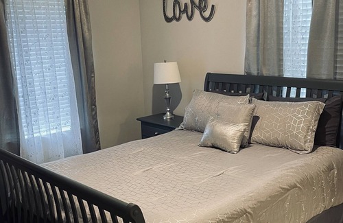 Port Wentworth Apartment | Special amenities (e.g. swimming pool or fire pit area) etc.