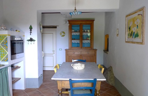 Coreglia Antelminelli House | Special 17century villa, fabulous garden, view, private pool, walk to restaurant