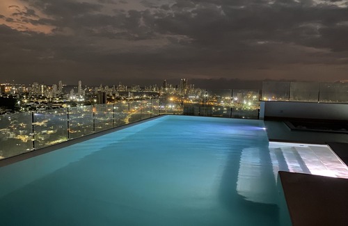 Marbella Apartment | Spectacular! 50 meters from the beach!