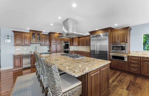 Tavernier Villa | Spectacular 4 bedroom 4 1/2 bath villa on Tavernier Creek in Florida Keys.
