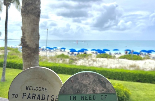 Grace Bay Resort | Spectacular Beachfront Condo, Ocean Views of Grace Bay, Suite #123