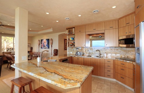Wailea Condo | Spectacular Corner Oceanfront Escape: Luxurious Makena Surf Resort G-206
