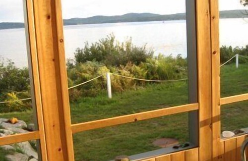 Belfast Cottage | Spectacular cottage on Penobscot bay
