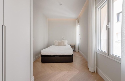 Milla de Oro Apartment | Spectacular flat for 8 pax near Puerta del Sol - Alcala