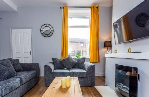 Carlisle Apartment | Spectacular House with Patio in Carlisle