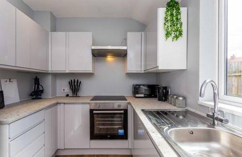 Carlisle Apartment | Spectacular House with Patio in Carlisle