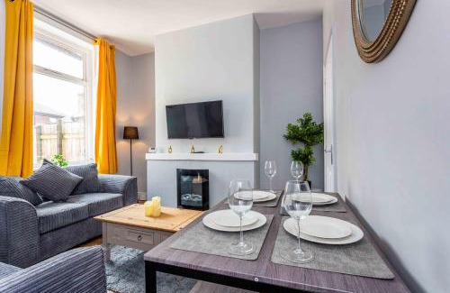 Carlisle Apartment | Spectacular House with Patio in Carlisle