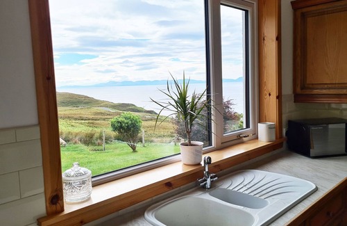 The Hebrides House | Spectacular Island views from this secluded and private bungalow