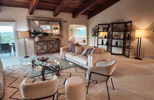 Charter Oak House | Spectacular mansion with amazing views