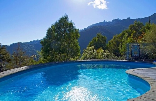 Atawhai House | Spectacular Ocean and Mountain Views