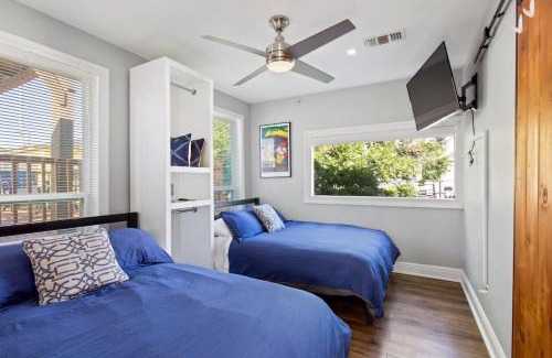 Mid-City House | Spectacular Roof Top Deck - Luxury 3 bedroom