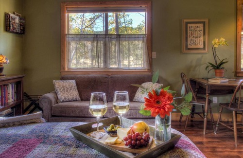 Rapid City Cabin | Spectacular setting, amenities, and centrally located to Mt. Rushmore and Custer State Park, and hiking. Wi-Fi. Excellent cell service (Verizon & ATT).A favorite cabin for honeymoons and anniversaries Private campfire. Off-season discounts. No extra