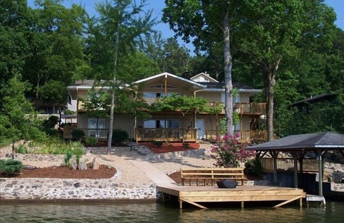 Hot Springs Village House | Spectacular House with Panoramic View of Lake Desoto