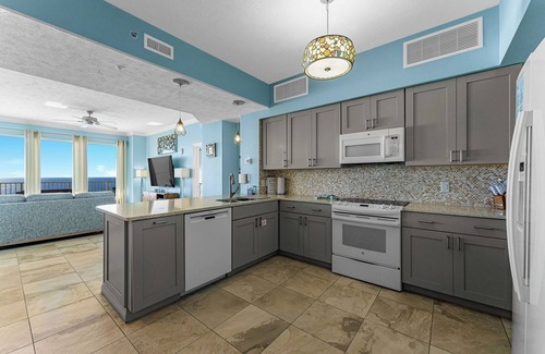Bel Air Condo | Spectacular Views! | 2 Bed, 2 Bath