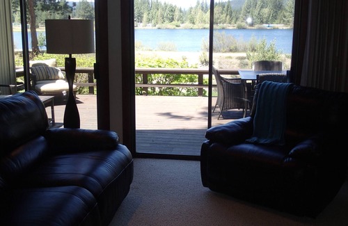 Graeagle House | Spectacular Views – On Graeagle Creek Across From The Mill Pond