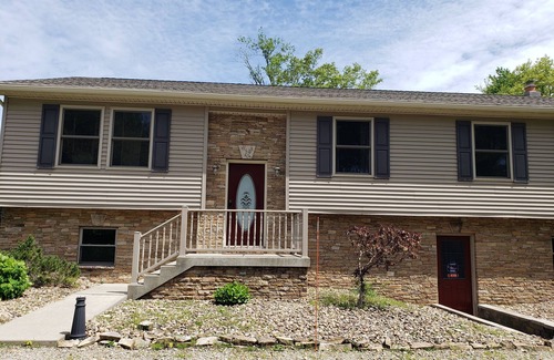 Mill Run House | Spectacular views-private on 5 acres, Six miles to Ohiopyle and Fallingwater!
