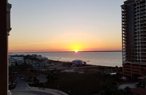 Pensacola Beach Condo | Spectacular views of the Bay! Beautiful Condo Steps from the Beach.