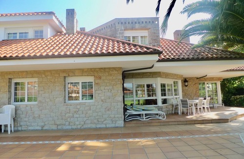 Ribadesella Ski Chalet | SPECTACULAR VILLA FOR 5 MINUTES FROM THE BEACH OF SANTA MARINA DE RIBADESELLA