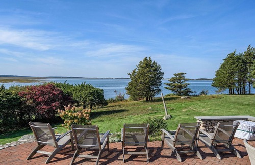 Barnstable House | Spectacular Waterfront Property in Barnstable Village