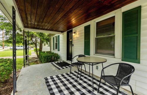 Speedway House | Speedway "Finish Line" House