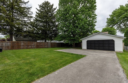 Speedway House | Speedway "Finish Line" House