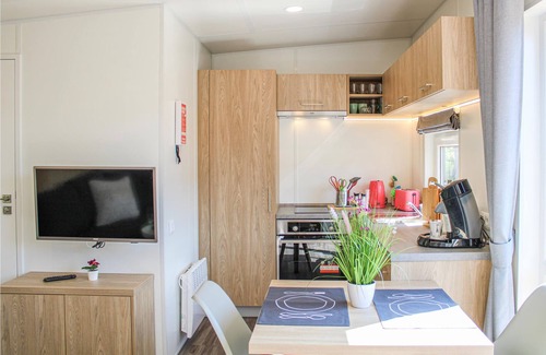 Wemding House | Spend a wonderful vacation in the Tiny Haus at the Camping Park Wemding.