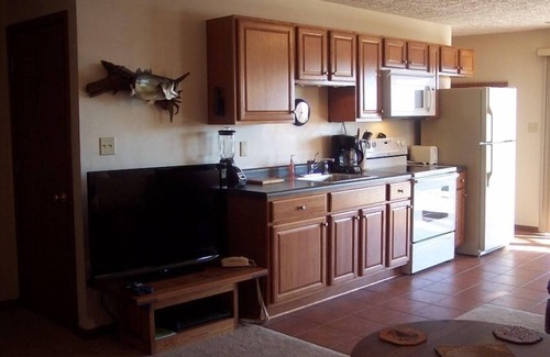 Moneta House | Spike's Place - Magnificent View - Many Amenities Included - Sleeps 2