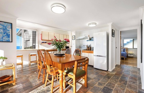 Yamba Apartment | Spindrift Lowerdeck BEACH FRONT location! Retro style 2 bed, Wifi, Nespresso+